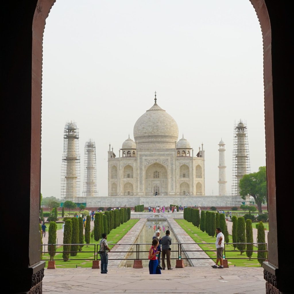 taj-mahal-site-in-india-2026-01-11-09-07-49-utc