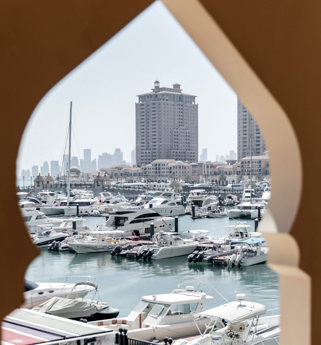 the-waterfront-walkway-at-the-pearl-in-qatar-posh-2026-03-16-04-26-58-utc